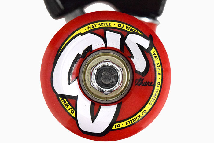 スケートボード　スケボー　コンプリート　サンタクルーズ　美品　8.25 OJ SANTA CRUZ（サンタクルーズ） スケボー スケートボード コンプリート