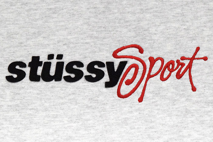 【お休み中です出品】 STUSSY（ステューシー） パーカー プルオーバー メンズ Sport Applique