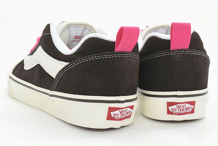 vansスニーカー　KNU SKOOL　VN0009QC Knu Skool Shoe in Black | Vans