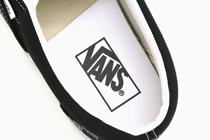 VANSバンズのスニーカー スリッポン07