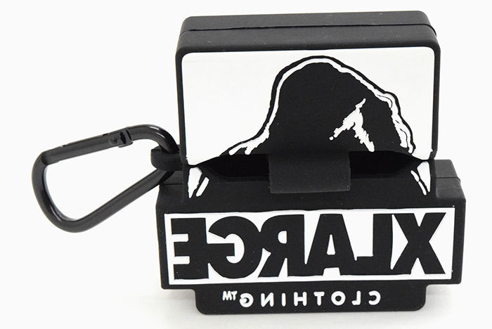 XLARGE（エクストラ ラージ） エアーポッズ プロ ケース X-LARGE OG