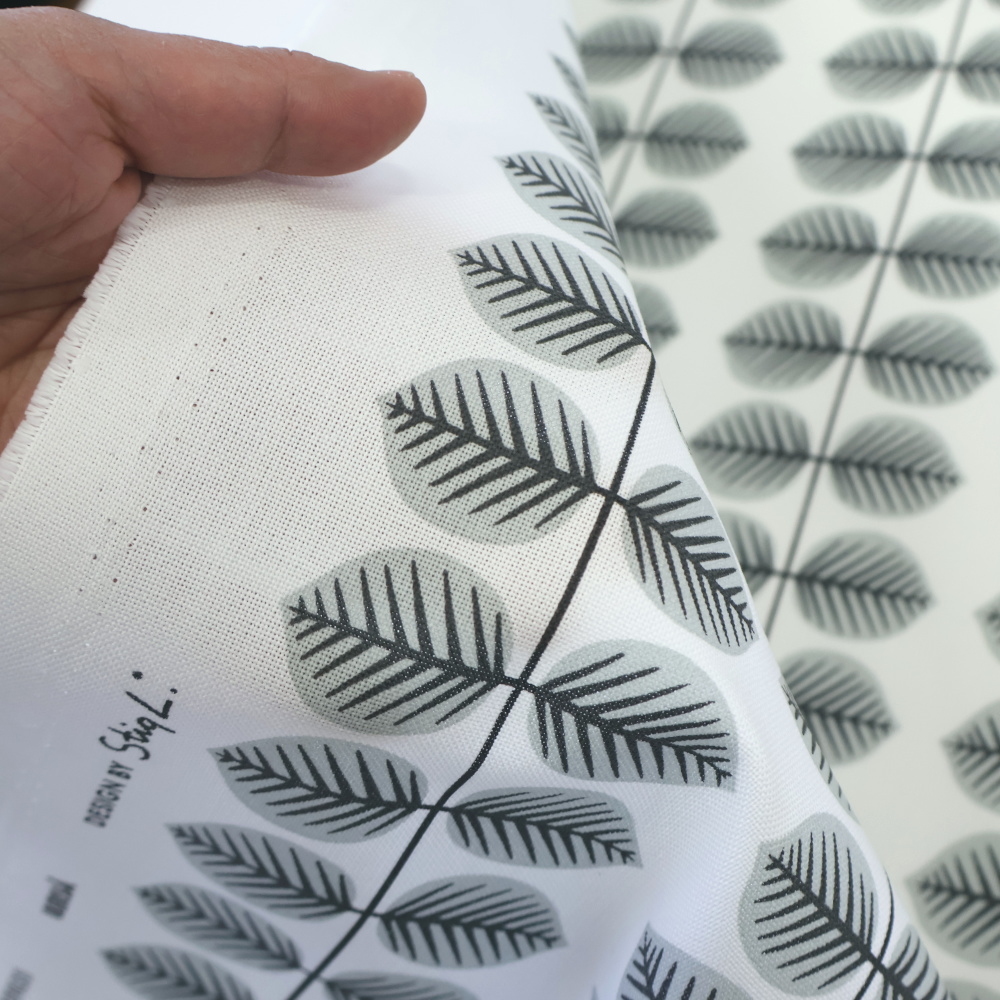 Ljungbergs Bersa グレー 生地の厚みと質感