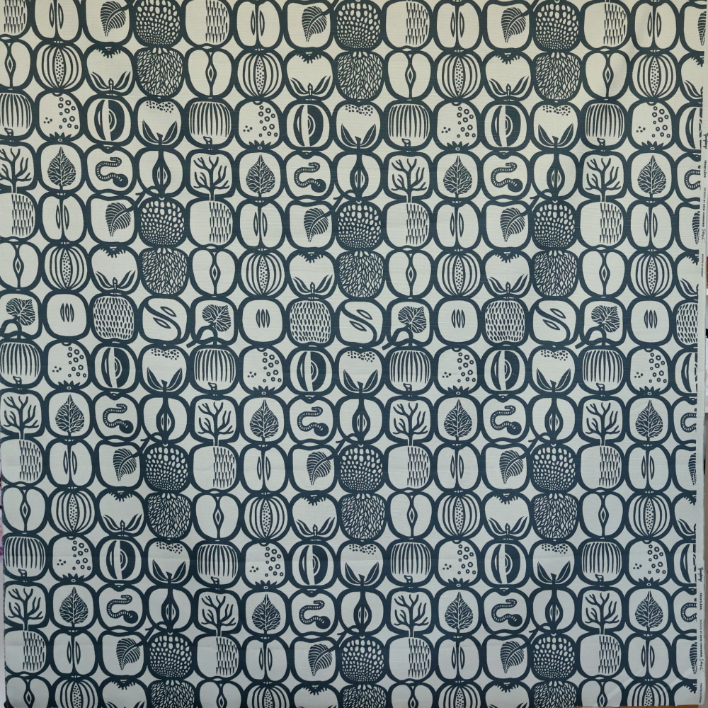 Fruktlada 生地巾での全体