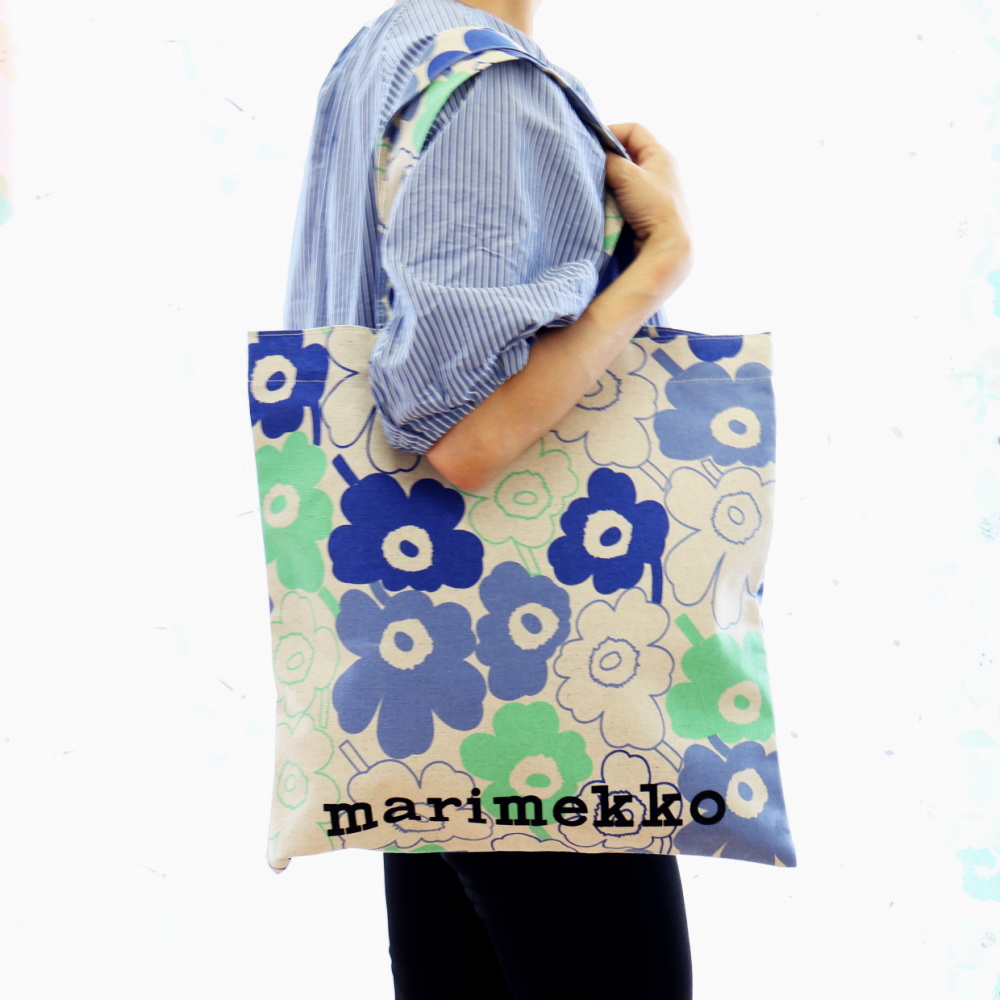マリメッコ トートバッグ ウニッコ 使用イメージ