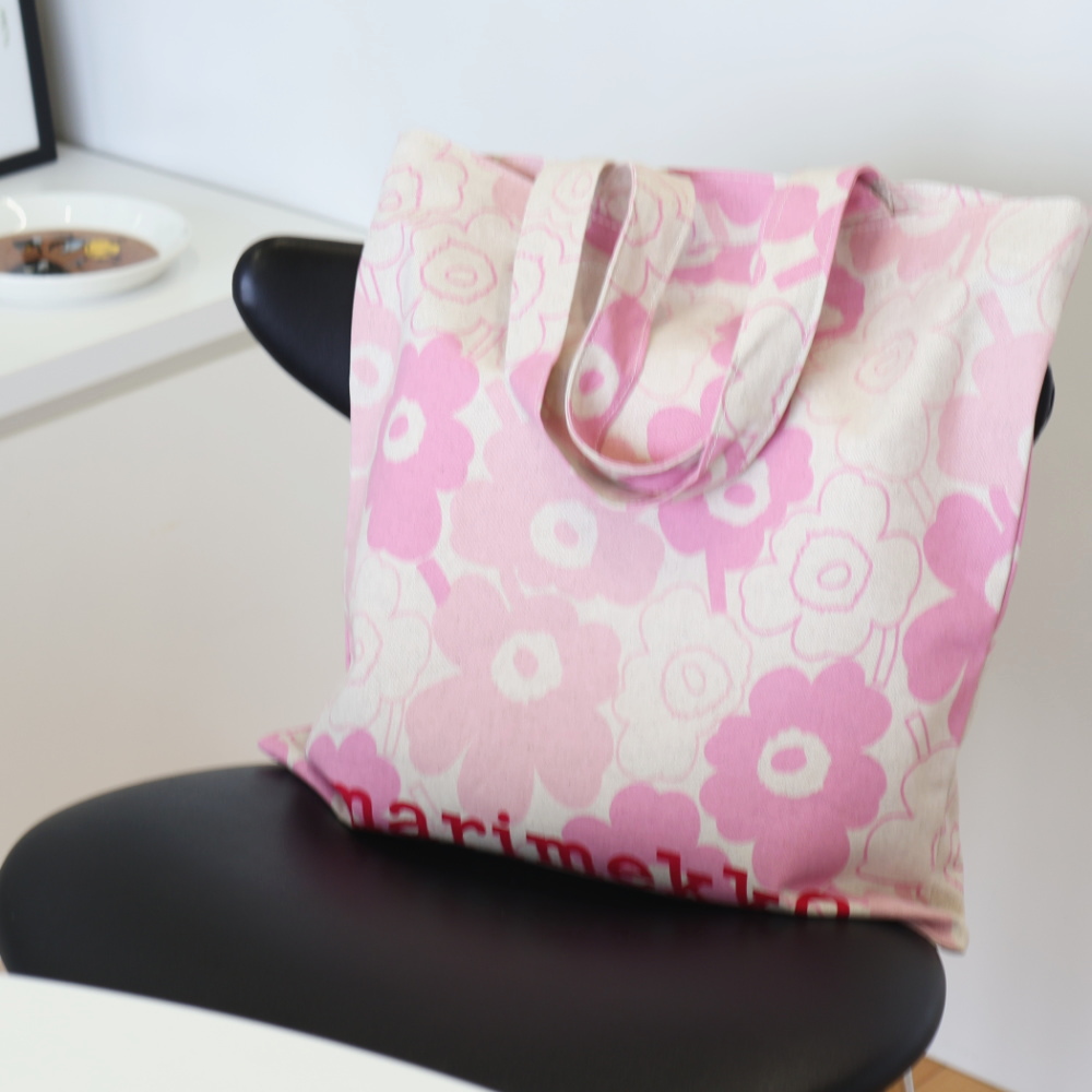マリメッコ トートバッグ ウニッコ ピンク 置きイメージ