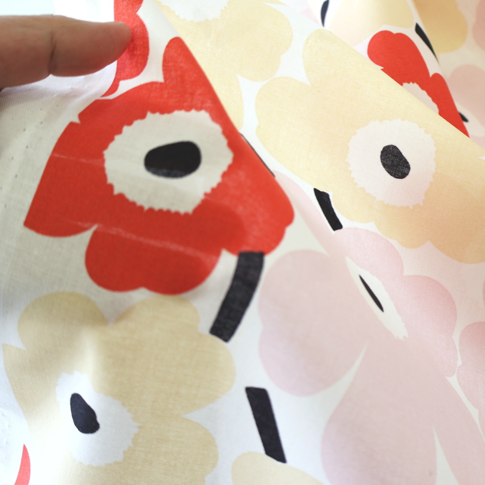 マリメッコ 生地 透け感