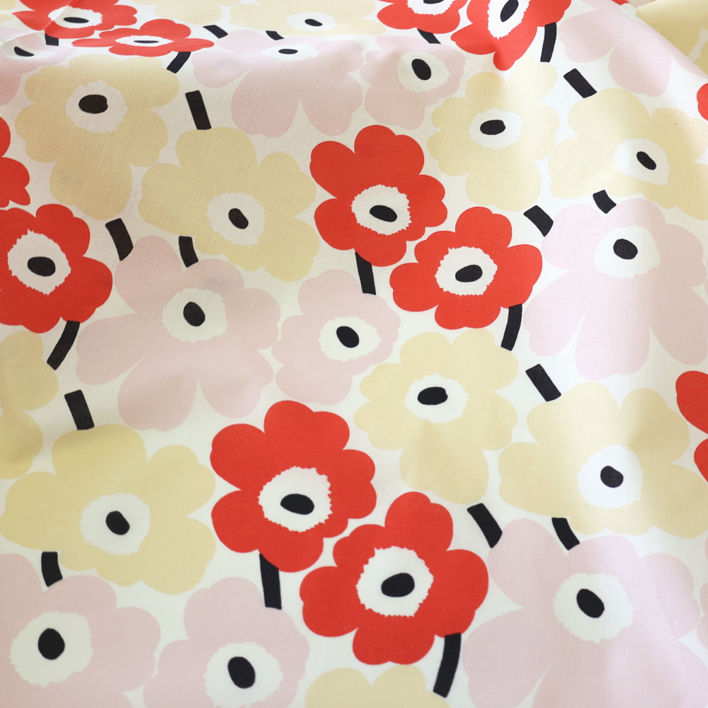 マリメッコ 生地 使用イメージ