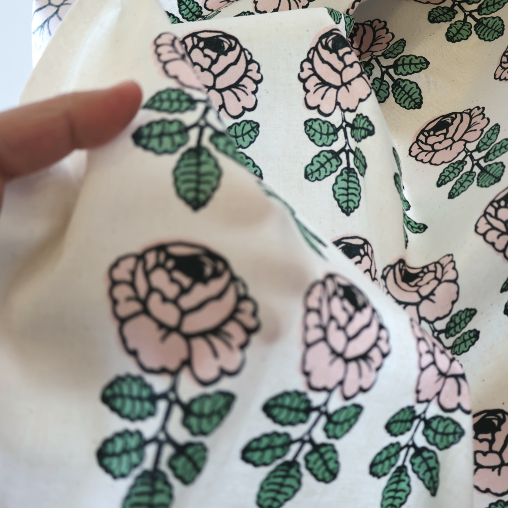 ヴィヒキルース 生地の透け感