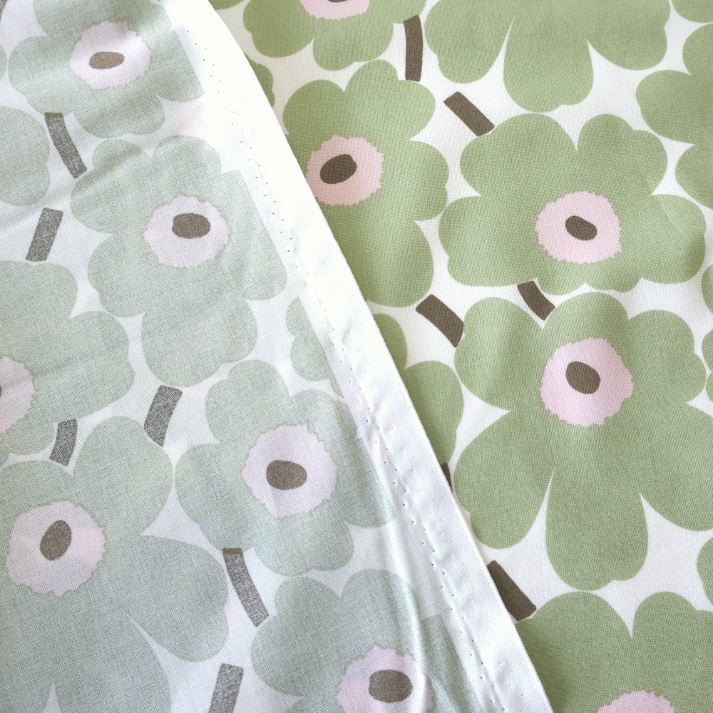 マリメッコ MINI UNIKKO ファブリック 裏側