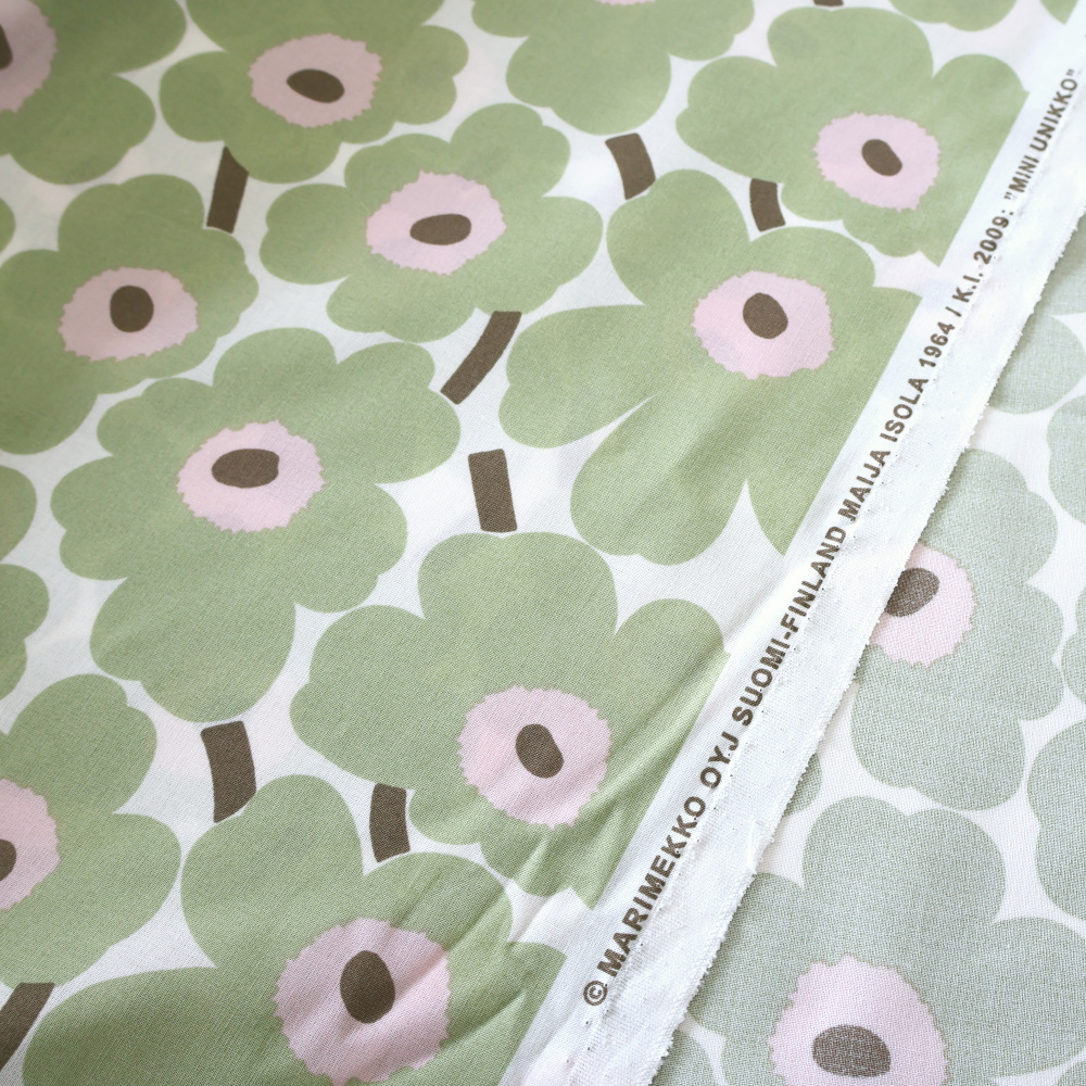 マリメッコ MINI UNIKKO ファブリック 耳部分