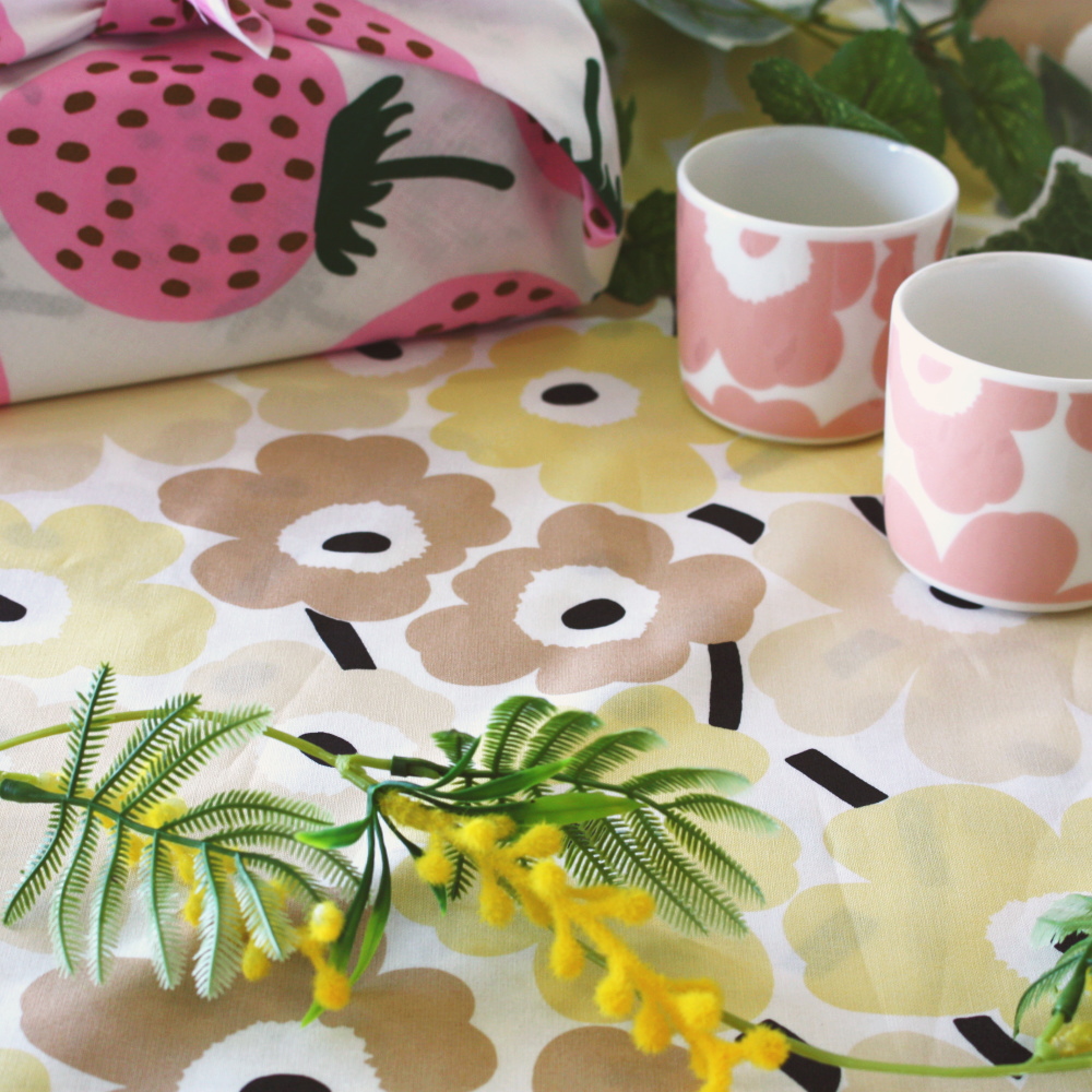 marimekko マリメッコ 生地 ミニウニッコ 黄色 イエロー