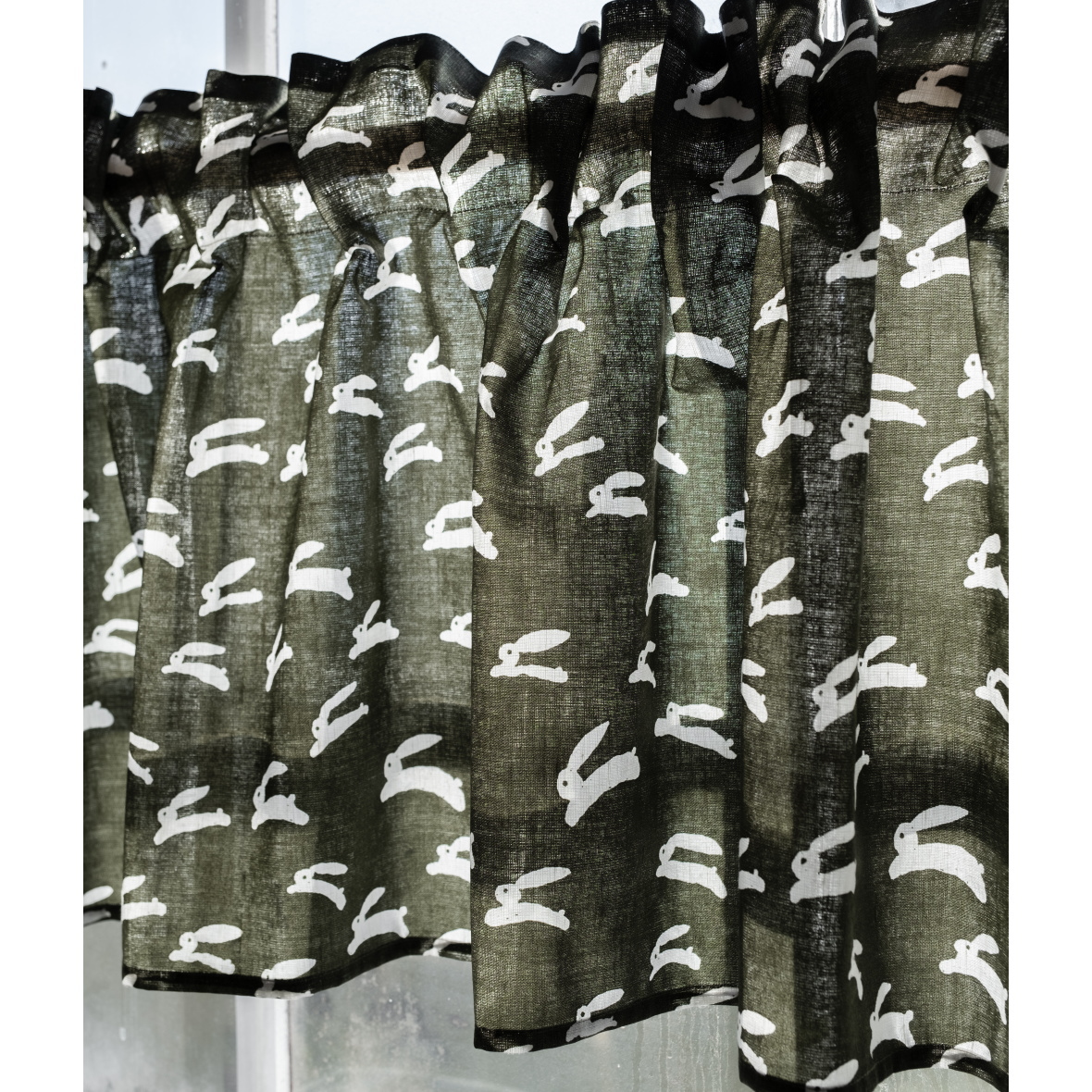 ファインリトルデイ 生地 布 MOGU TAKAHASHI ラビット ダークグリーン