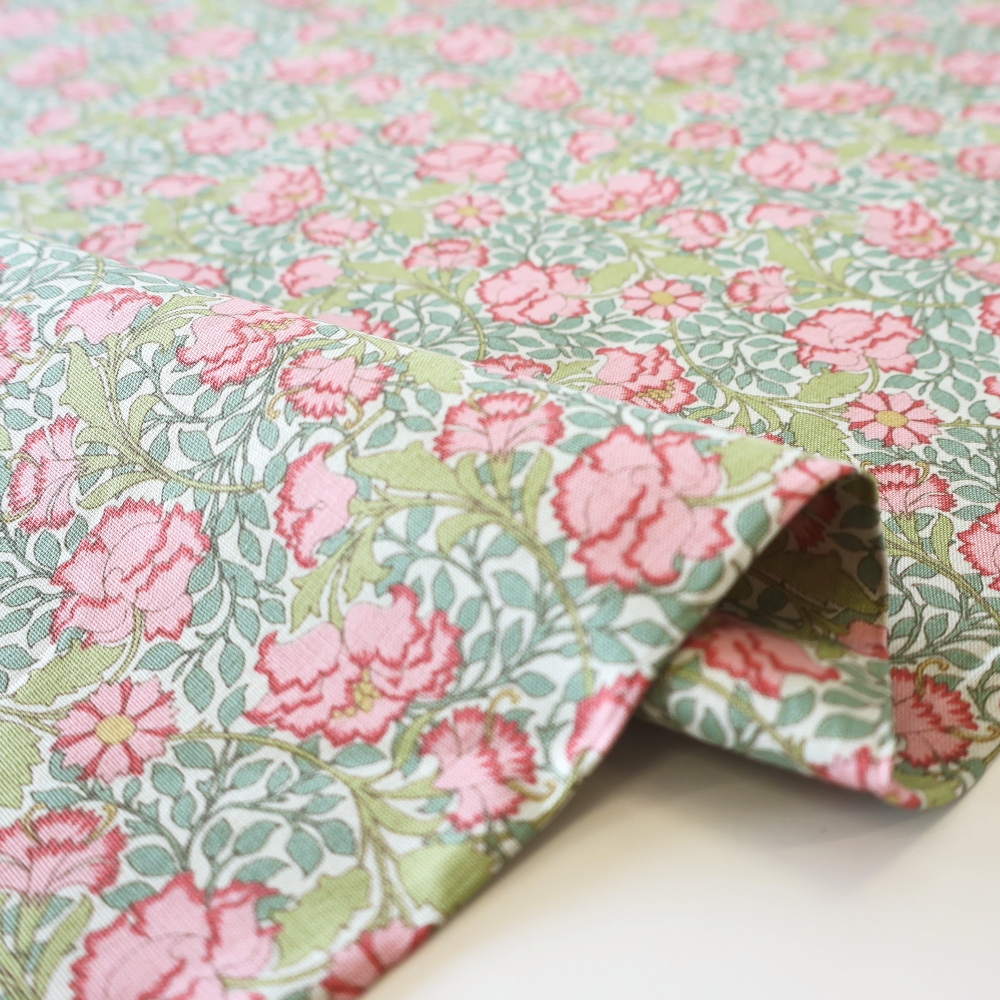 生地の表情アップ