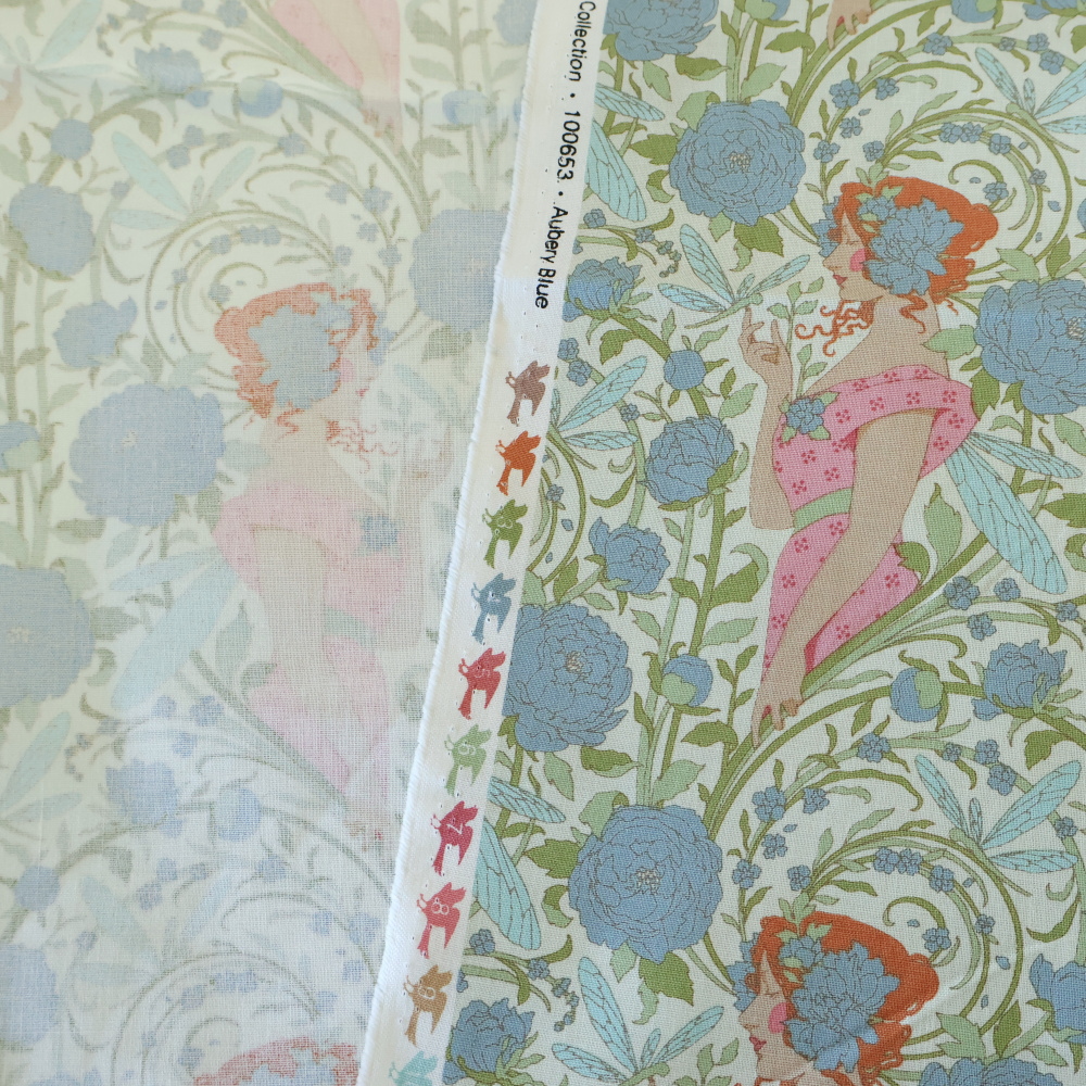 Tilda Aubery Blue 生地の表裏
