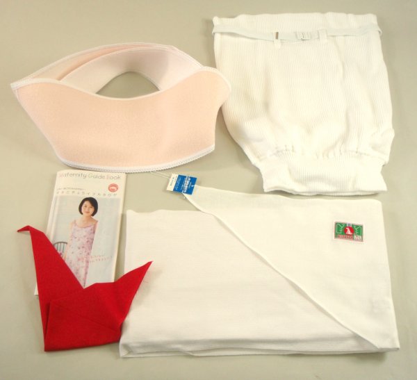 戌の日帯祝い 岩田帯セット 晒、補助腹帯、コルセット、鶴の赤晒 祝い