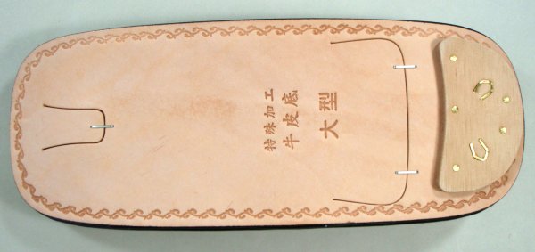 男,着物,和装小物,履物,雪駄,黒エナメル加工,印伝,鼻緒黒,皮,かかと鋲打ち,印伝