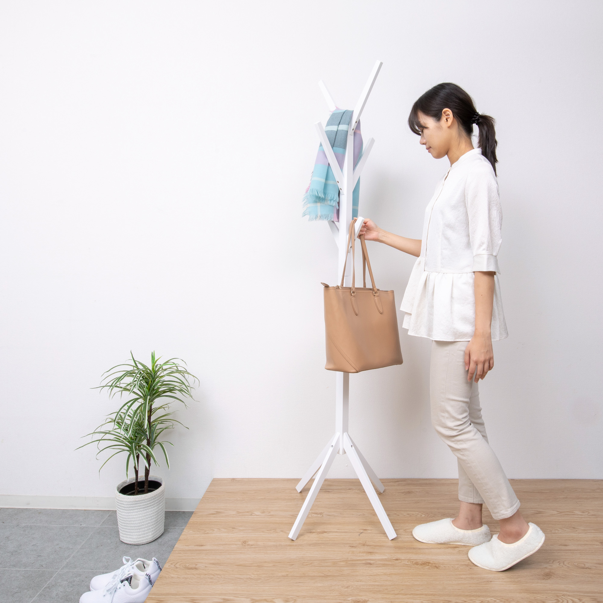 Bambooポールハンガー 和モダン家具 湿気に強い おしゃれ ハンガー