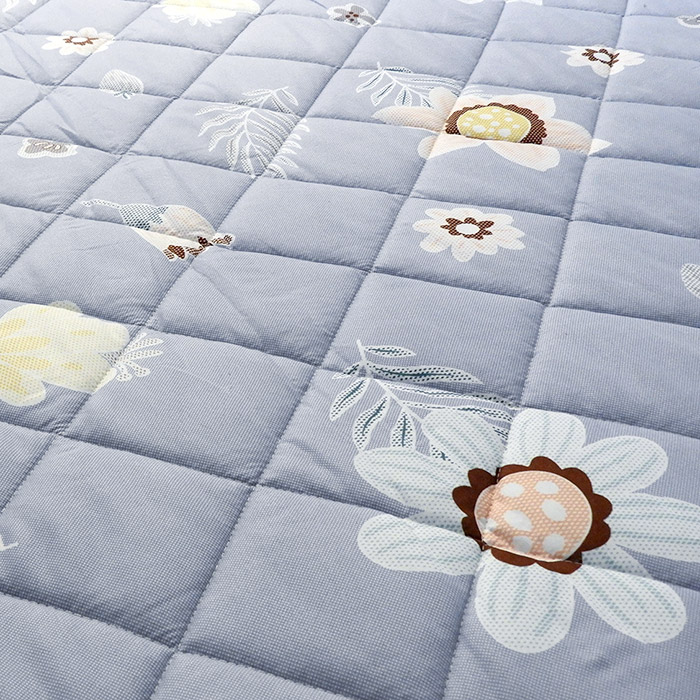 ラグ 3畳 180×230cm オールシーズン 花柄キルト キルトラグ