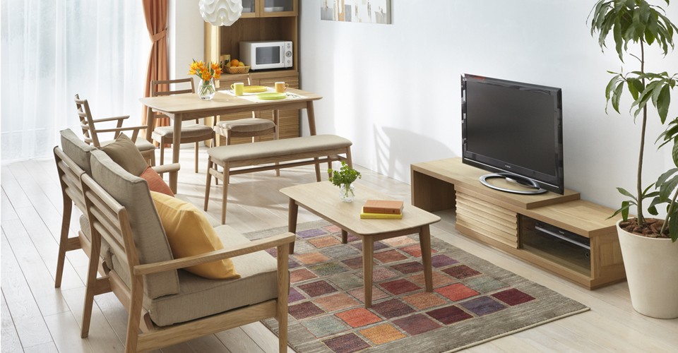 ☆# IDC 大塚家具 ダイニングテーブル 椅子X4脚 大塚家具 ダイニングテーブル 4本脚 シネマ3 レッドオーク材