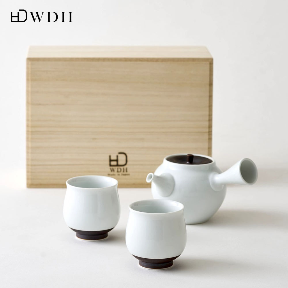 WDH 茶器セット 急須 湯呑2個入り 桐箱入り 錆釉 日本製 贈答 工芸