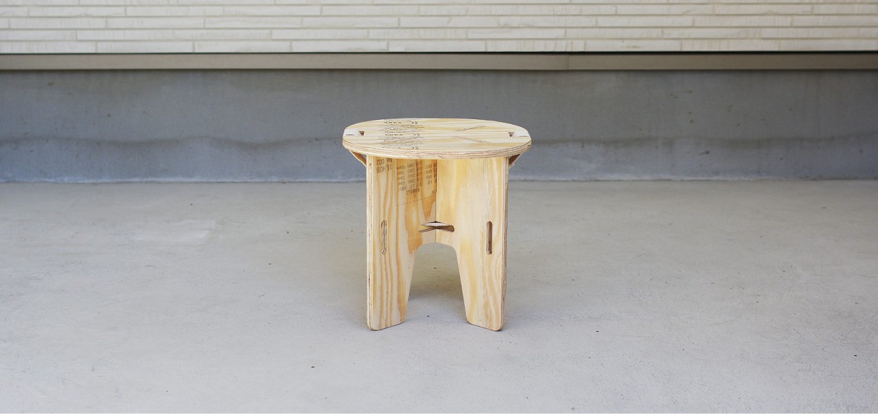 YOKA PANEL STOOL パネル スツール イス GOOUT 組み立て式 折りたたみ