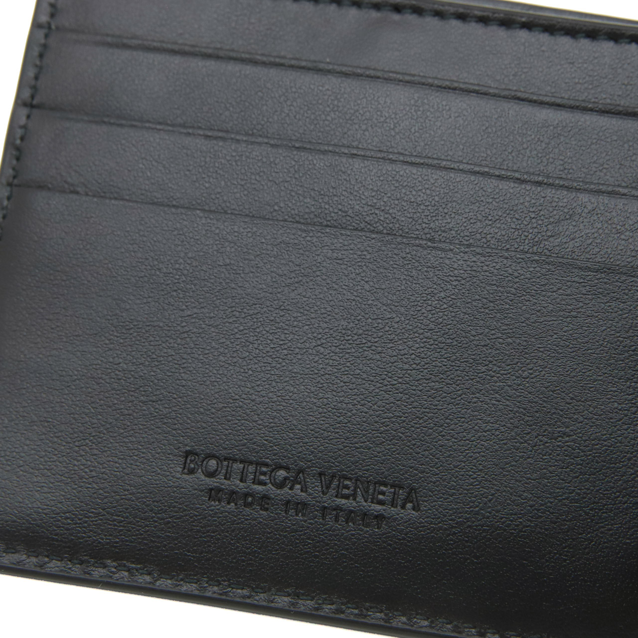 ボッテガヴェネタ 二つ折り財布 ボッテガ 財布 小銭入れなし BOTTEGA VENETA レディース メンズ ブラック マキシイントレチャート 649603 V47V1 8803の画像