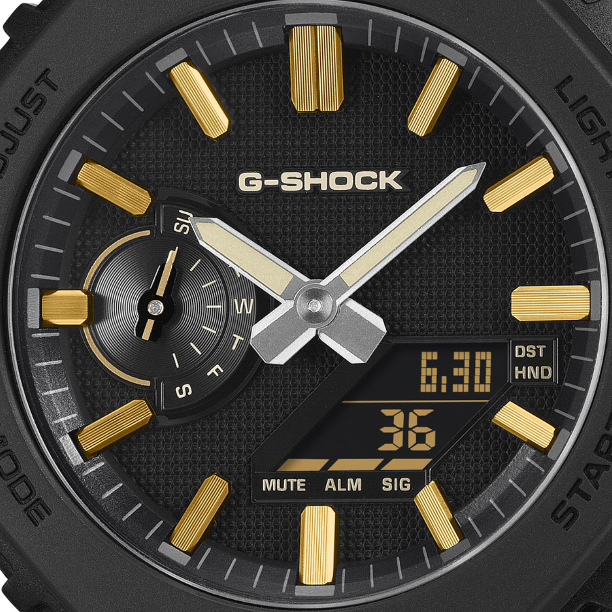 G-SHOCK Gショック LUXE BLACK GA-2100LXB-1A9JF 光を吸収して反射を