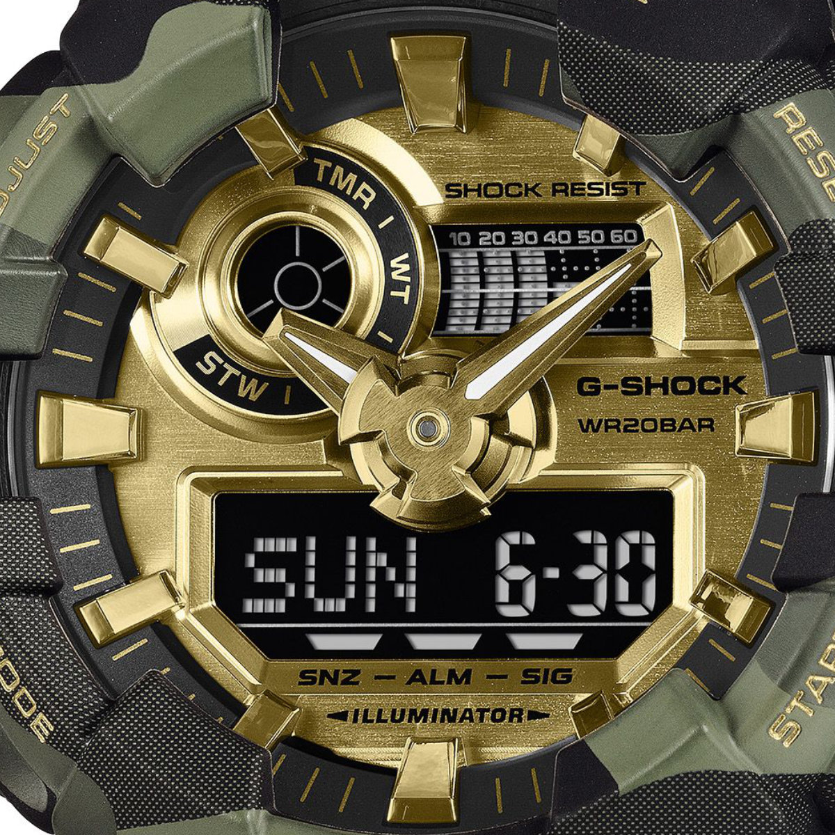 【美品】CASIO G-SHOCK ga-700cmg ジーショック 迷彩 BIG CASE G-SHOCK Gショック CAMO AND GOLD GA-700CMG-3AJF