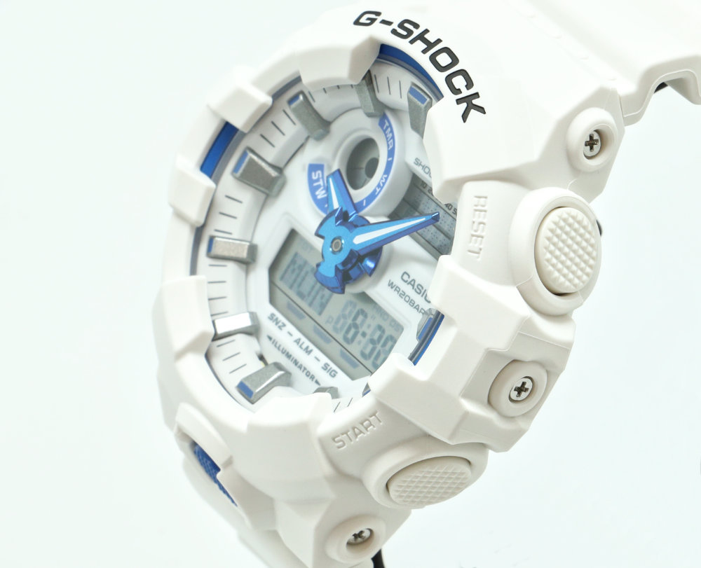 BIG CASE G-SHOCK Gショック GA-700HDS-7AJF ホワイト＆ブルー