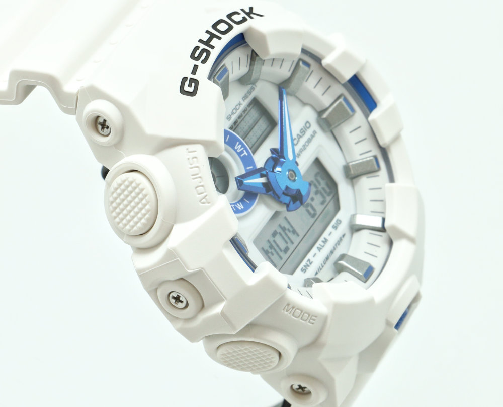 BIG CASE G-SHOCK Gショック GA-700HDS-7AJF ホワイト＆ブルー