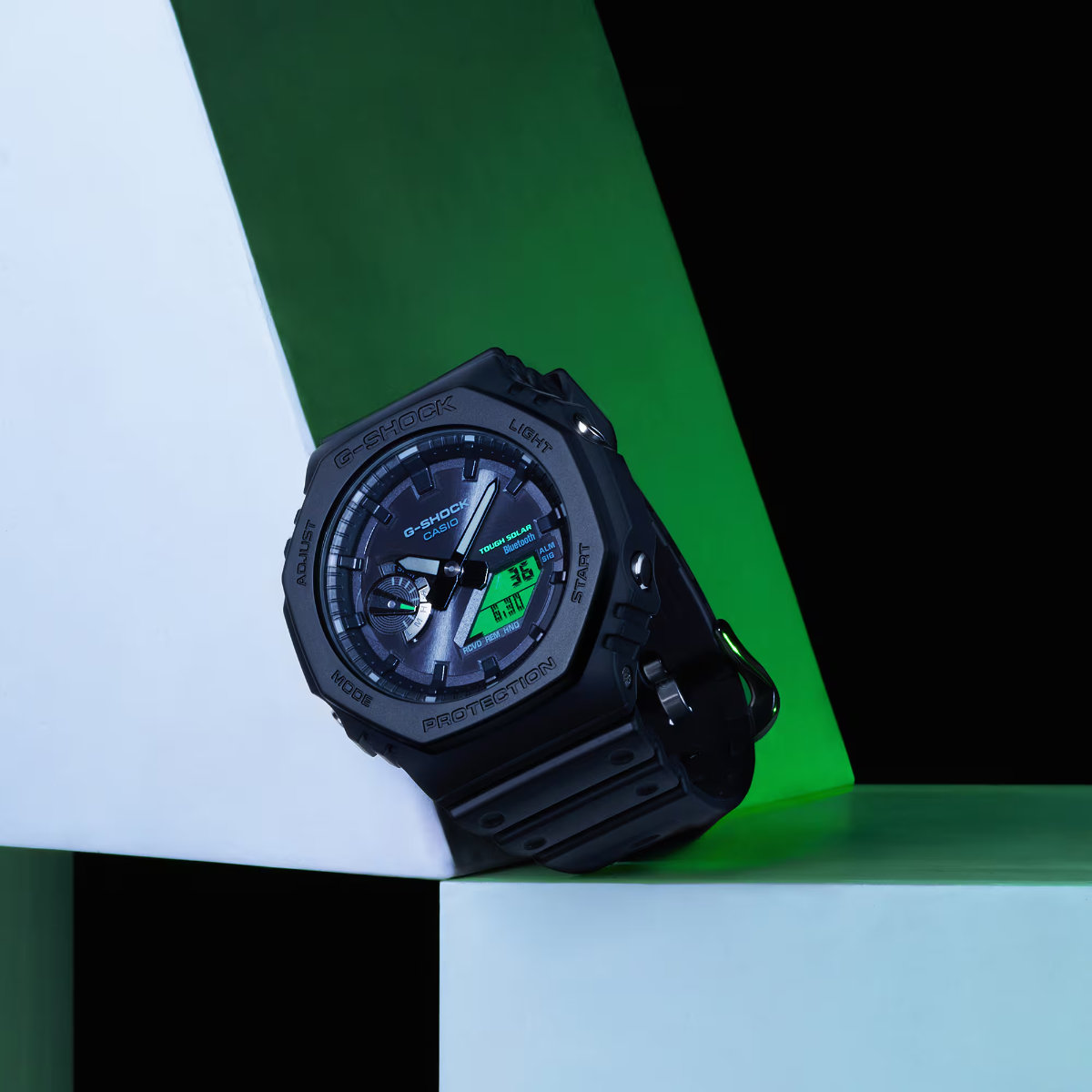 G-SHOCK Gショック ソーラー モバイルリンク GA-B2100BEG-1AJF