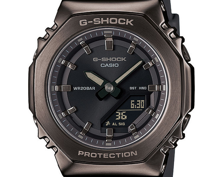 カシオ　ジーショック GM-2100BB G-SHOCK Gショック メタルカバード ペア GM-2100BB-1AJF-GM-S2110B