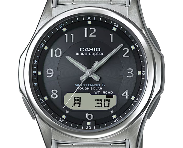 【極美品】CASIO カシオ　LCW-M300D-1AJF ソーラ LINEAGE カシオ リニエージ 電波ソーラー 電波時計 メンズ CASIO