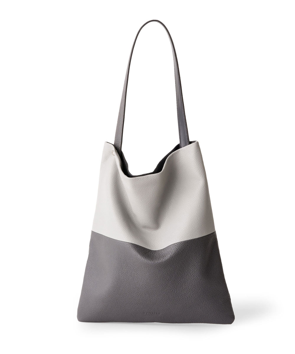 FUJITAKA FUJITAKA公式 レザーマルチバッグ A4 (シーム) No.678704