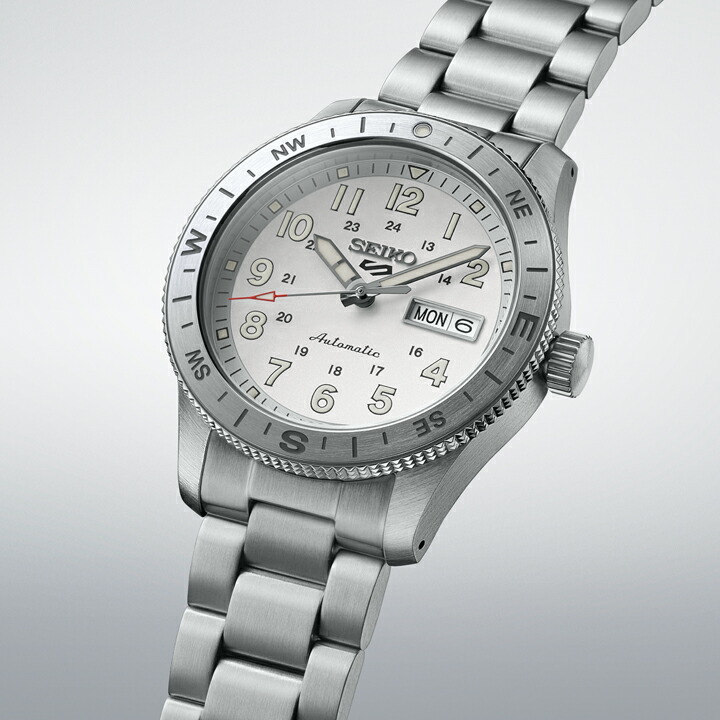 SEIKO 5 ファイブ　スポーツ　腕時計　ホワイト Seiko 5 Sports ボーナスストア＋10% セイコー SEIKO ファイブスポーツ