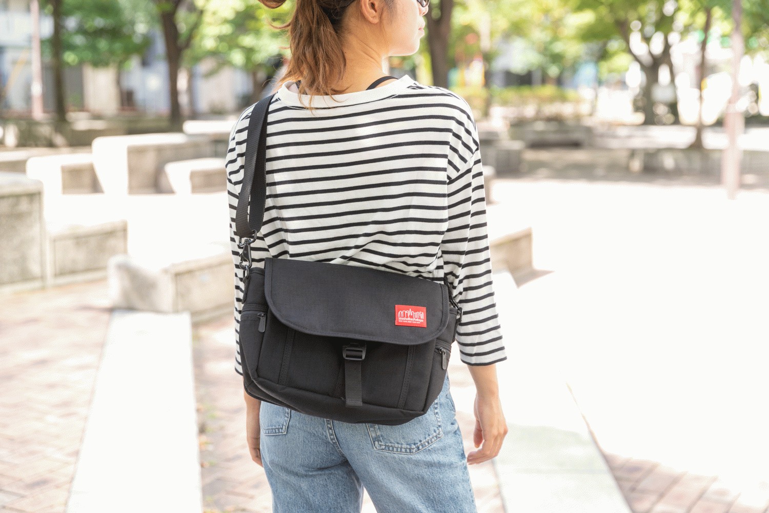 マンハッタンポーテージ Manhattan Portage mp1545 カメラバッグ 斜め