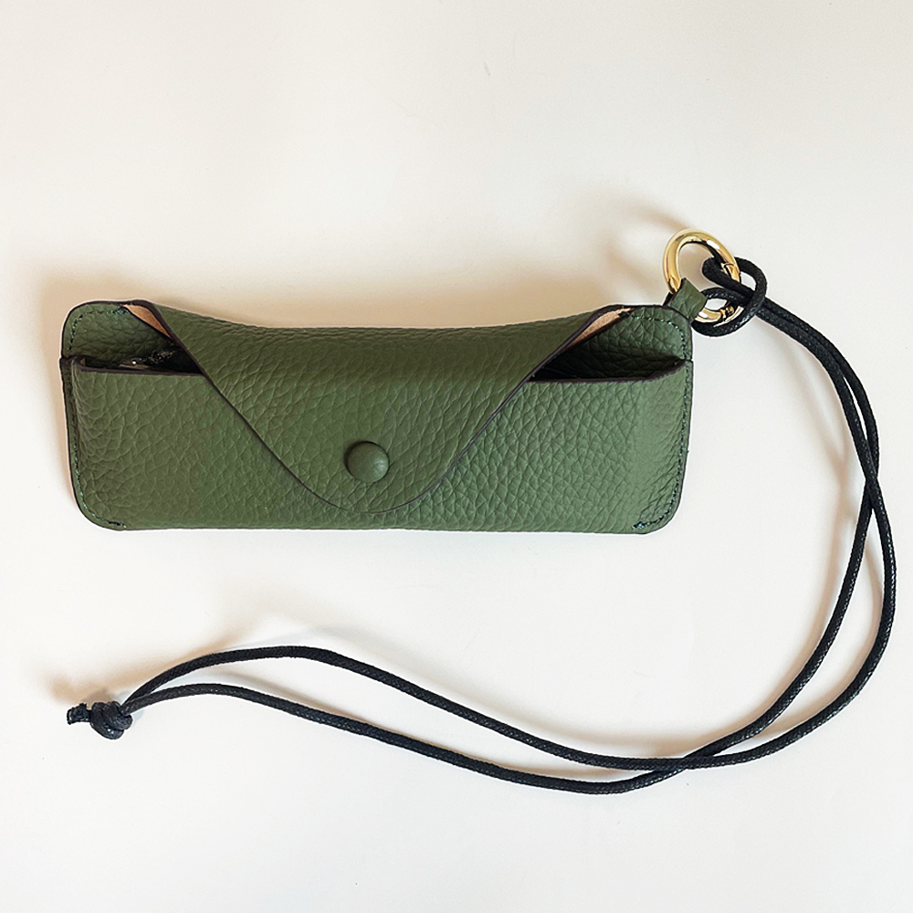 本革 眼鏡ケース メガネ入れ メガネケース 革 ストラップ カラビナ