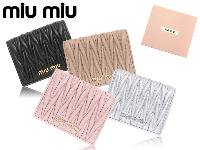 ミュウミュウ miumiu 財布 二つ折り財布 5MV204 N88 ネロ マテラッセ