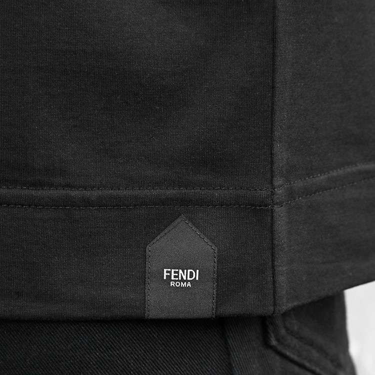 FENDI フェンディ STAFF ONLY Tシャツ FY0936-AR74-F0QA1 FENDI フェンディ STAFF ONLY Tシャツ FY0936-AR74-F0QA1