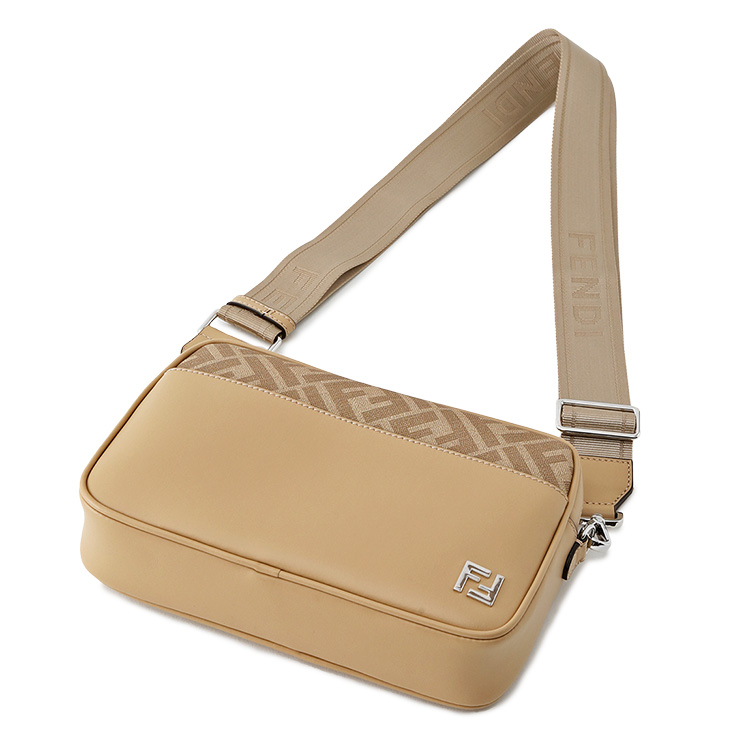 FENDI（フェンディ） スクエアFF カメラケース 7M0286-AV83-F19VE