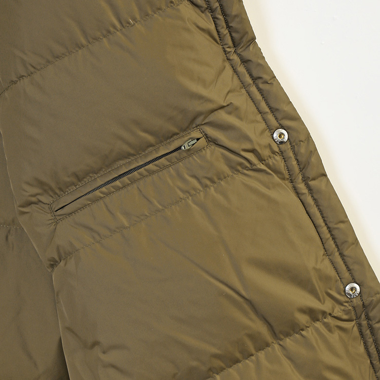 HERNO（ヘルノ） ダウンベスト ホワイト オーバーサイズ PI001082U