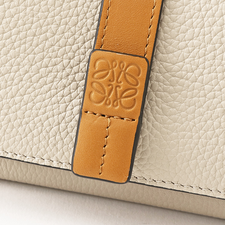 LOEWE（ロエベ） 三つ折り財布 トライフォールド ウォレット ライト