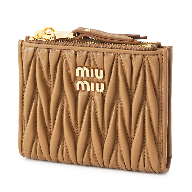 miu ミュウミュウ miumiu マテラッセ レザー 二つ折り 財布