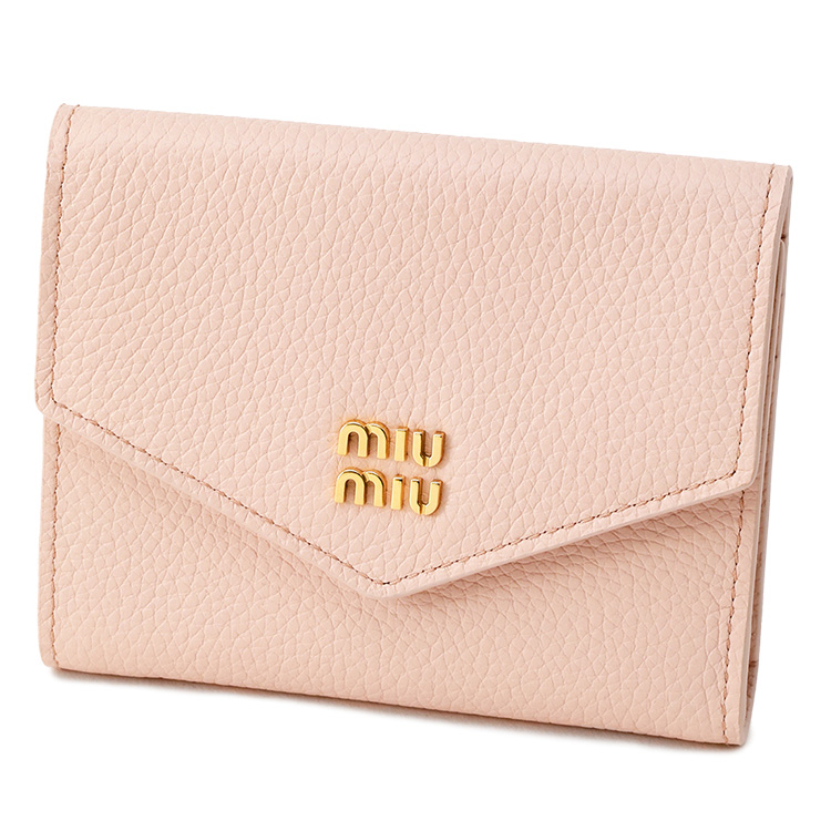 miumiu03032601_9.jpg