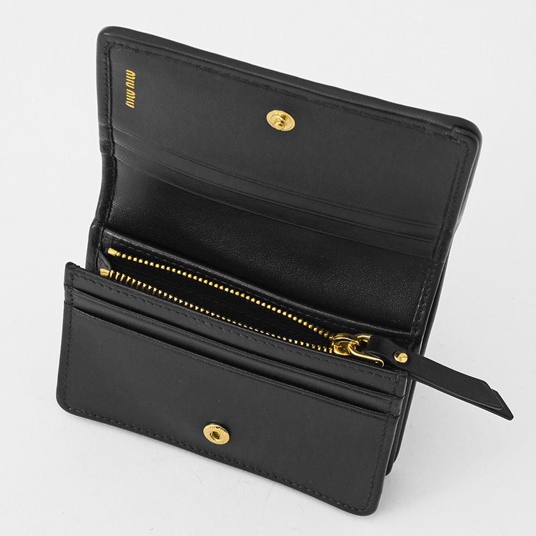 miumiu 二つ折り財布 黒 レザー 箱あり　正規品 miu miu（ミュウミュウ） 二つ折り財布 MIUMIU 5MV021 AFPP F0002