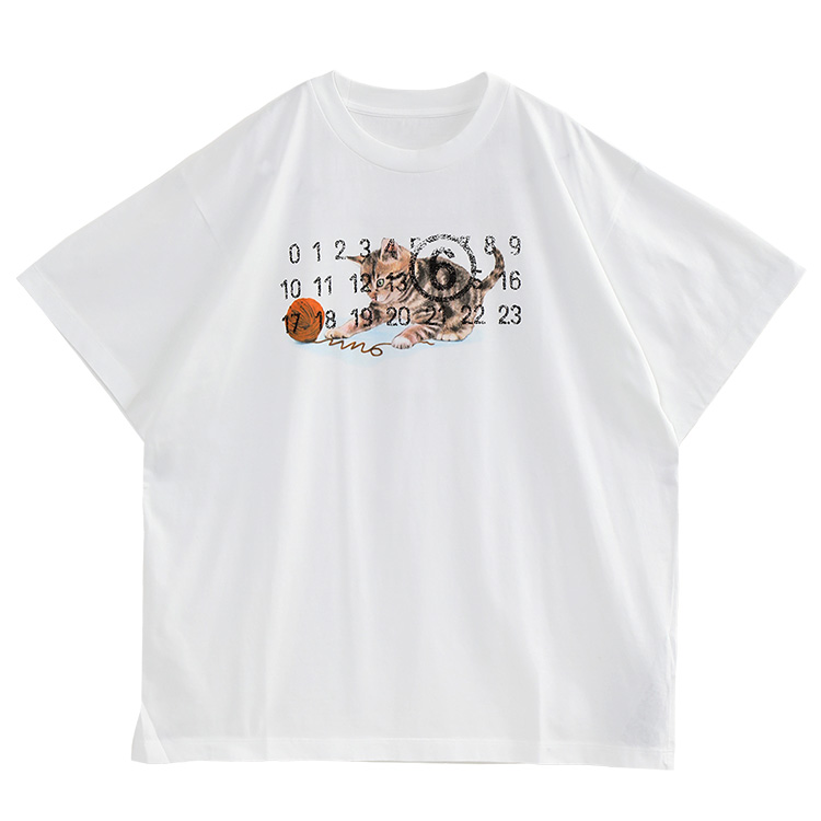 エムエムシックス MM6 Maison Margiela キャット＆ラバー プリントTシャツ SH0...