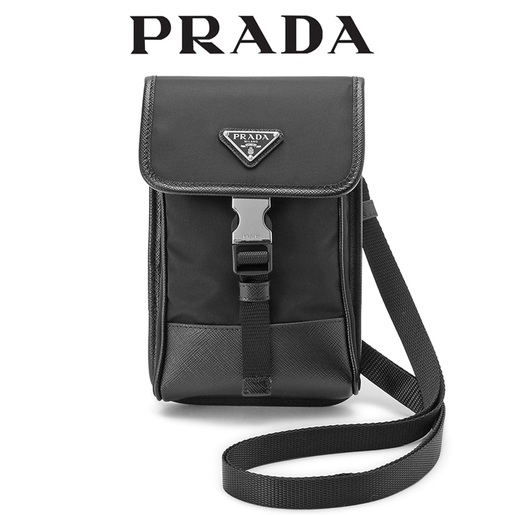 prada26022502.jpg