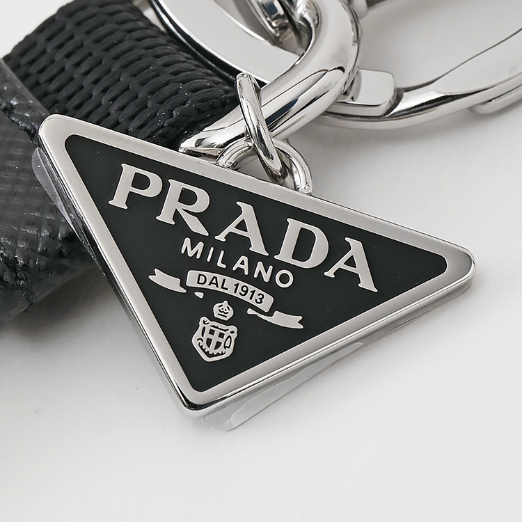 PRADA（プラダ） スナップバックル セパレート キーリング 2PT013-2DMN
