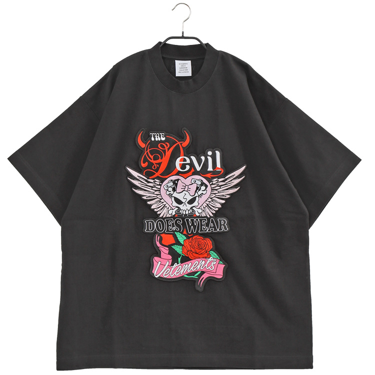 ヴェトモン VETEMENTS Devil DOES WEAR Tシャツ ロゴ 刺繍 UE52TR340B-1610-BLACK