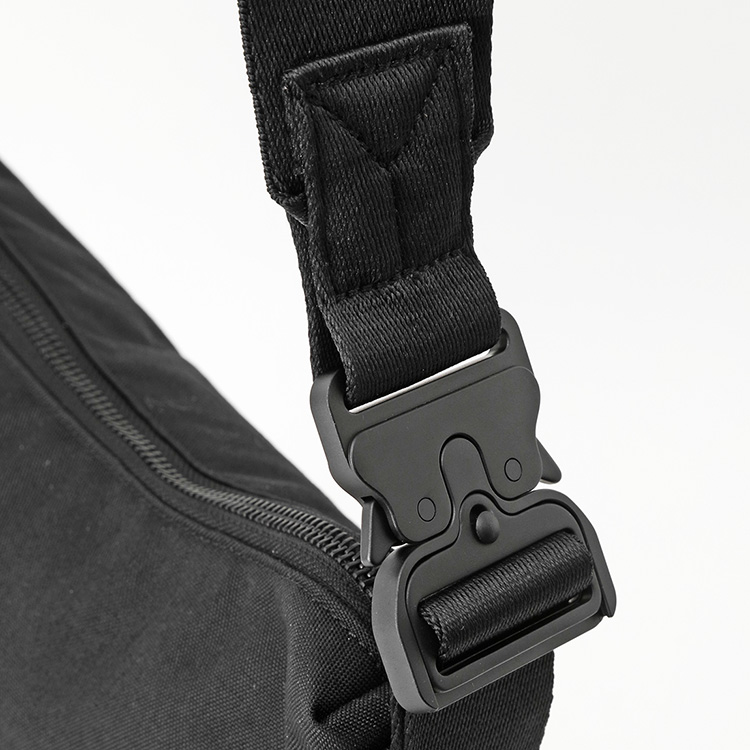 Y-3 ワイスリー コーデュラ クロスボディ バッグ CORDURA CROSS BODY